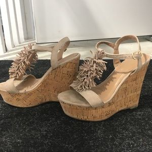 Le Château wedges, size 36